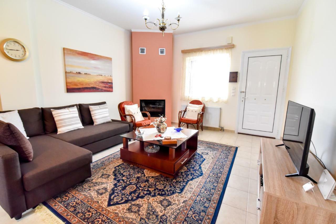 פרבזה Eleni Luxury Apartment מראה חיצוני תמונה